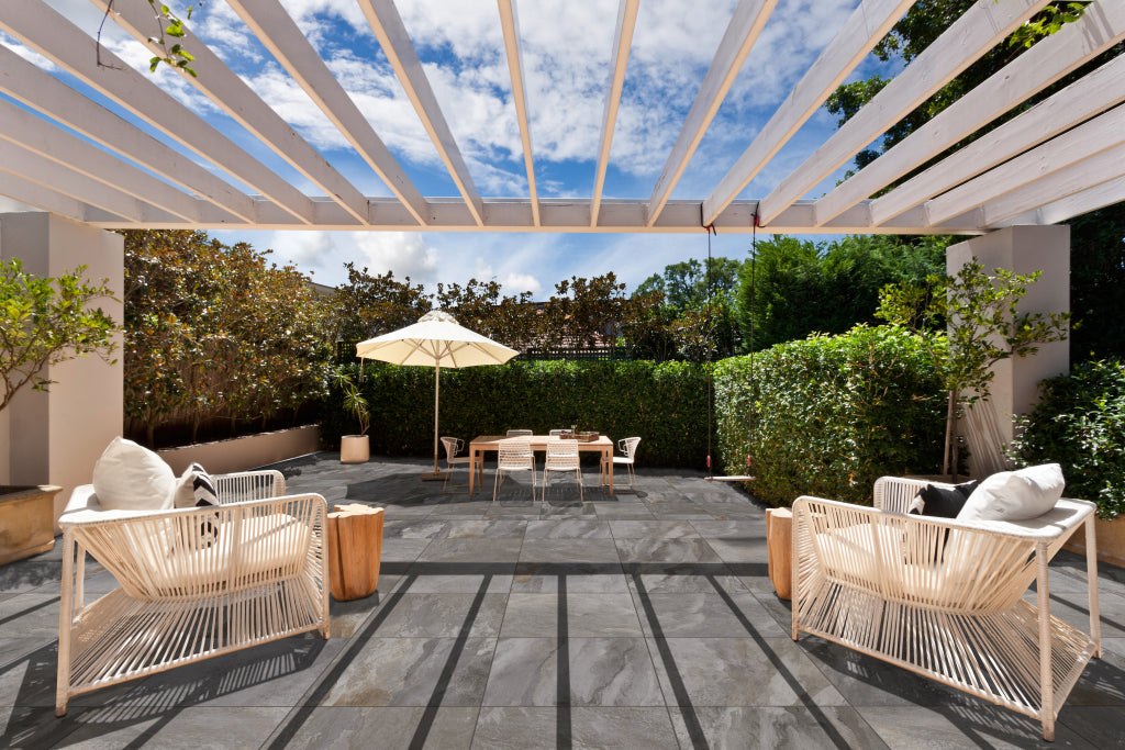 Briar - Slate Silver